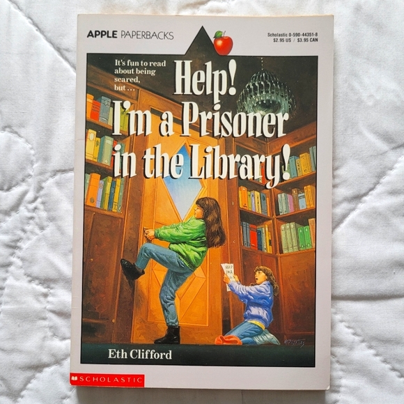 2/$15 🌼 Help! I'm A Prisoner In The Library! - Picture 1 of 5